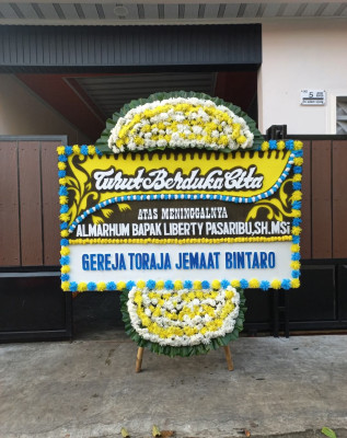 Papan Bunga Duka di Gandurejo